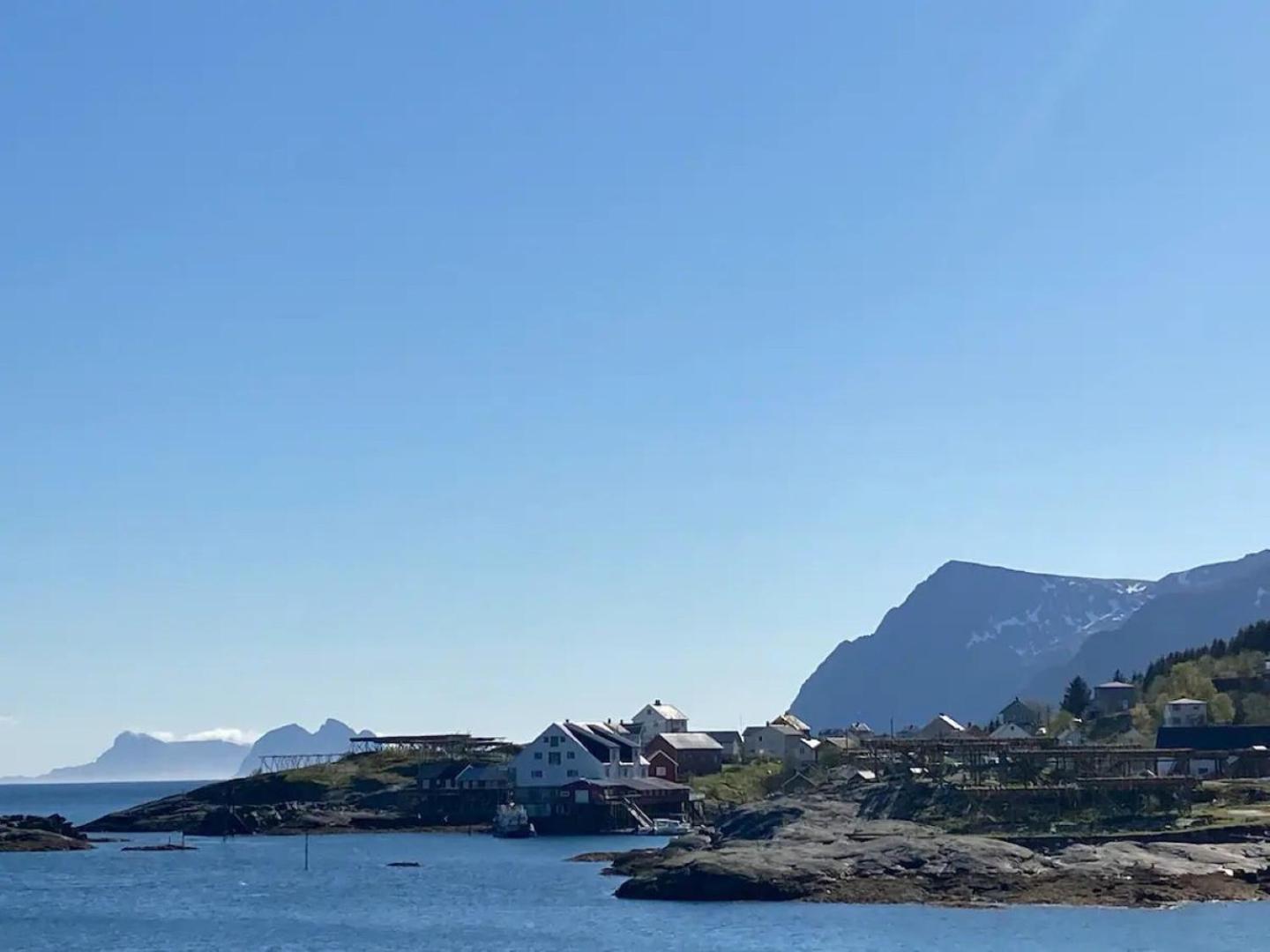 Vila House With Amazing View & Location In Tind Sørvågen Exteriér fotografie