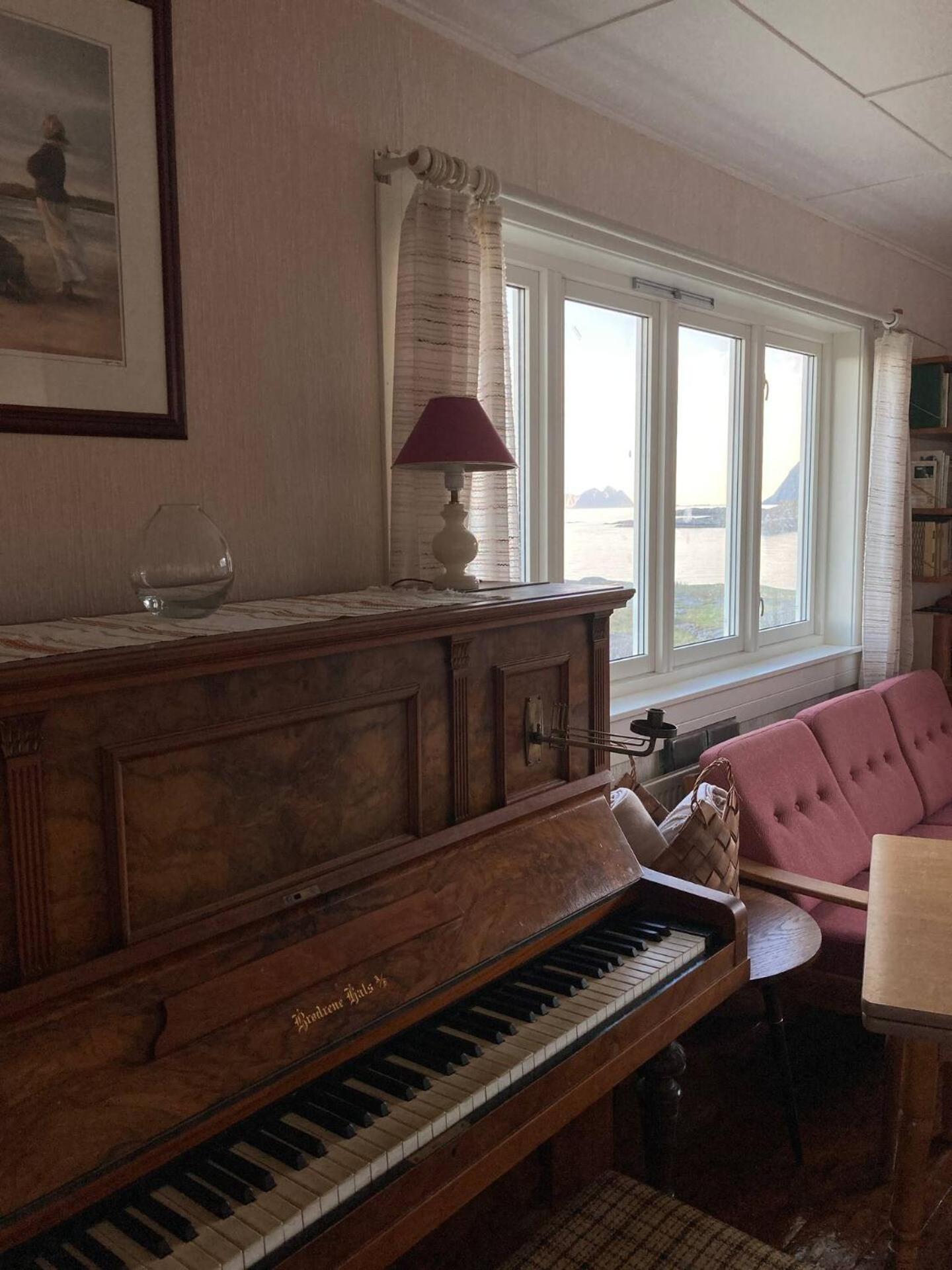 Vila House With Amazing View & Location In Tind Sørvågen Exteriér fotografie